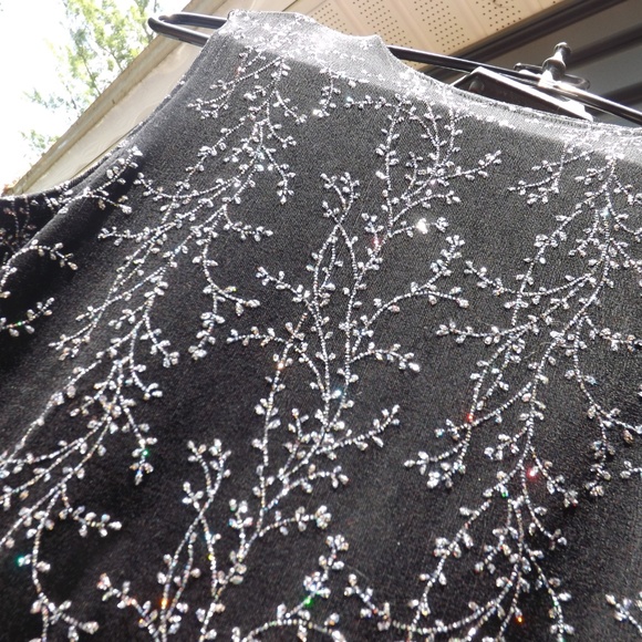 Black and silver sparkle vine leaf shirt - Picture 8 of 8
